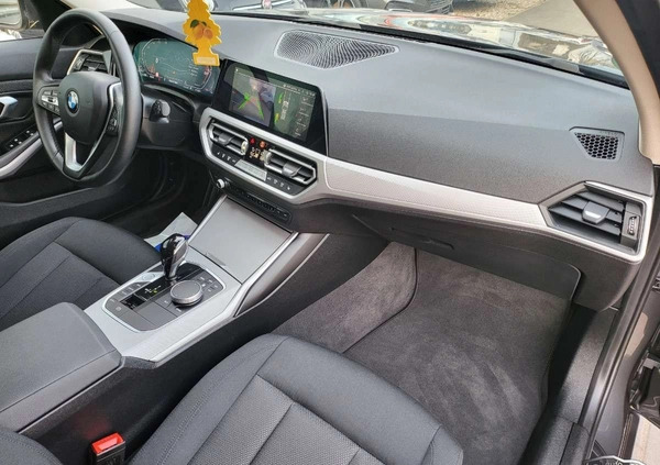 BMW Seria 3 cena 127900 przebieg: 12527, rok produkcji 2021 z Słupca małe 667